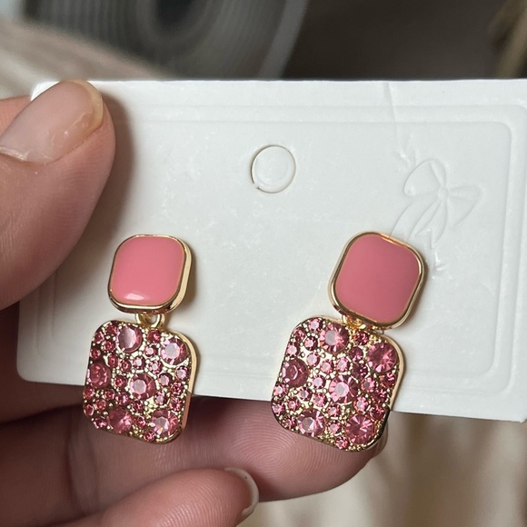 💥2 for $18💥 Gorgeous Sparkling Drop Earrings in Pink or Dark Blue! - Picture 8 of 9